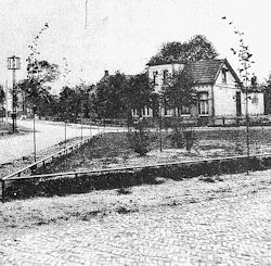 Gebouw op de hoek Weerdingerstraat Hoofdstraat